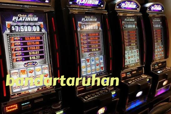 bandartaruhan Live Dealer Tables at Your Fingertips